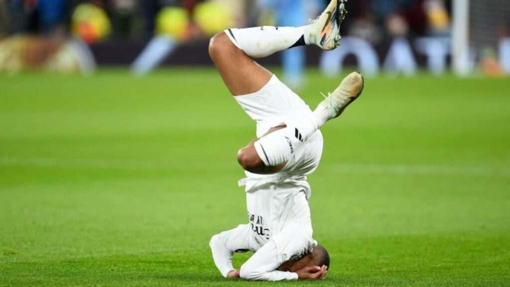 Mbappé hospitalisé le Real Madrid privé de sa star pour la Coupe du monde des club